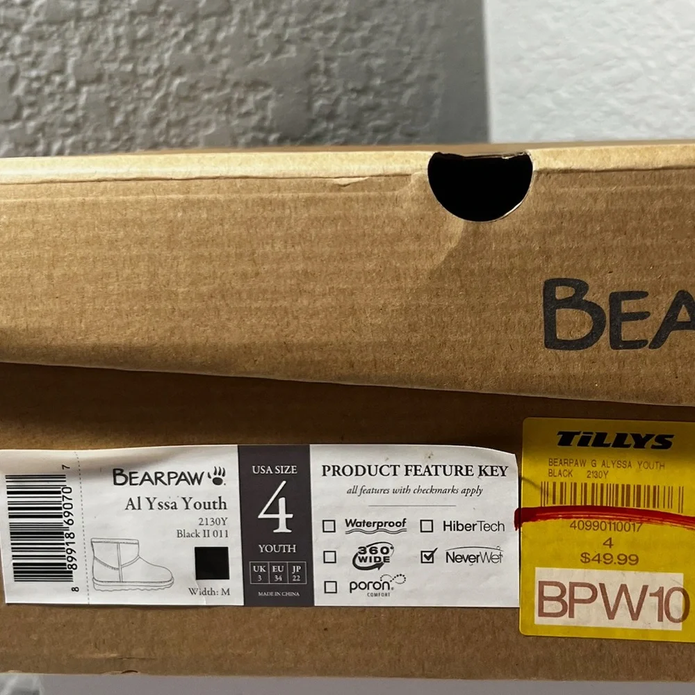 Bearpaw Alyssa Girl’s Suede‎ Winter Boots black size 4 youth waterproof